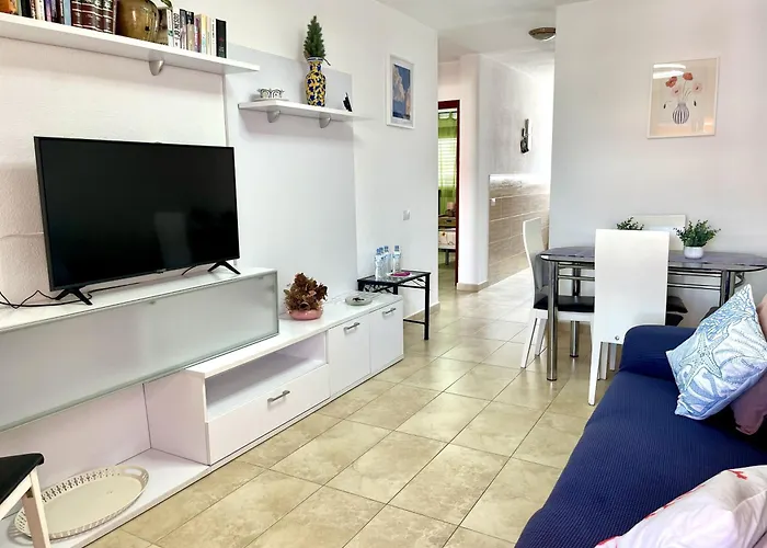 Vera Mar 9c - Primera Linea Con Parking Y Tv Sat 로스크리스티아노스